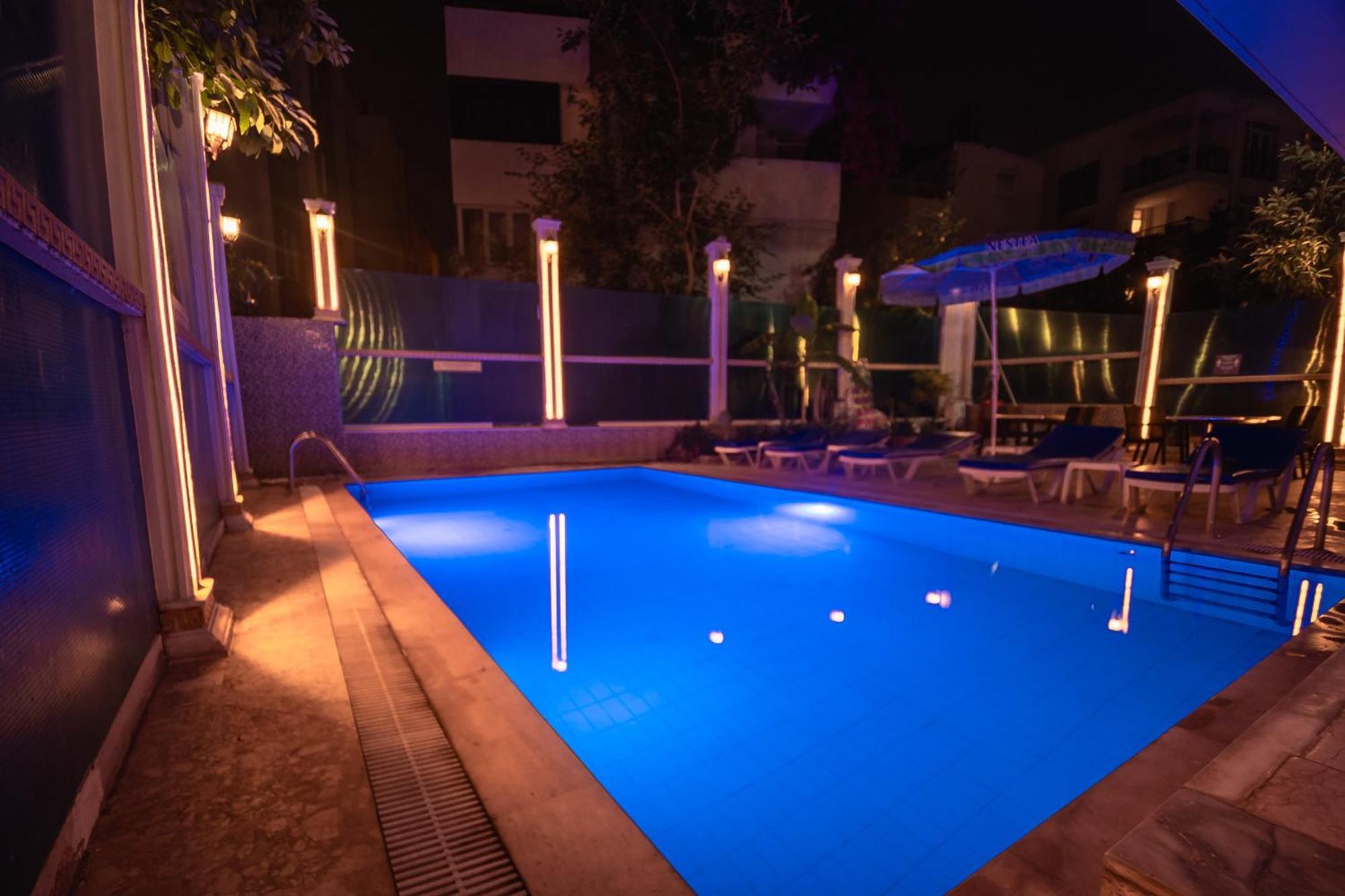 Behram Hotel Antalya Exterior foto